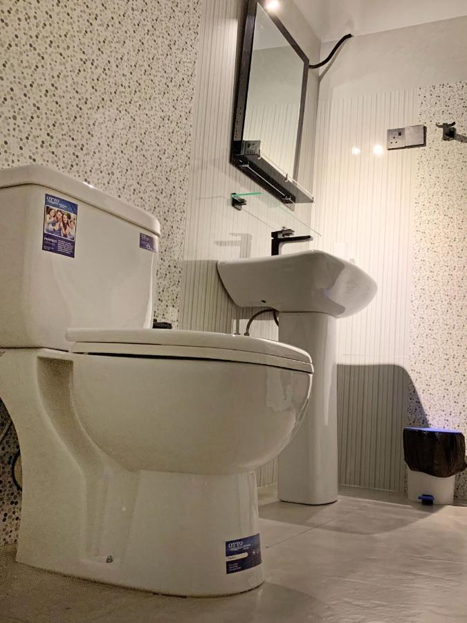 Golden Wave Hotel Ахангама Екстериор снимка