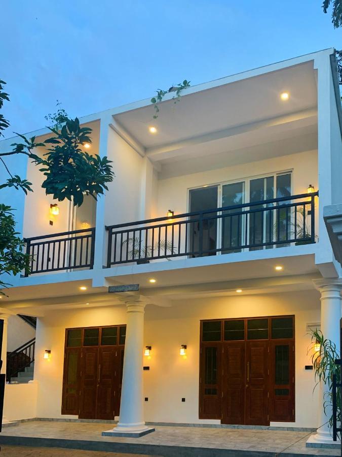 Golden Wave Hotel Ахангама Екстериор снимка